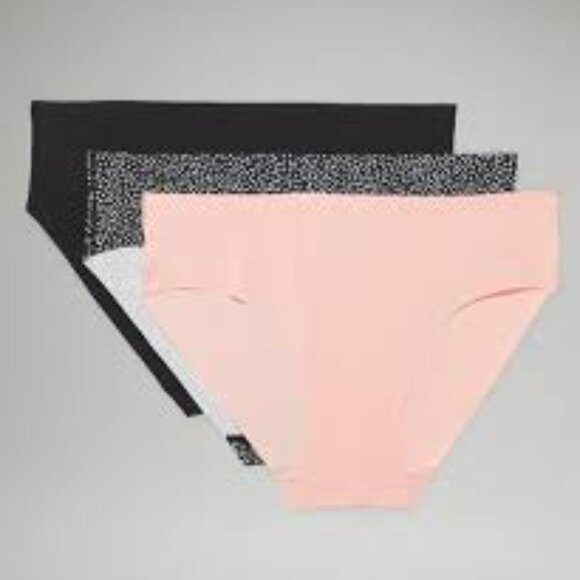 NWT Lululemon Under ease Bikini *3 Pack, Size Medium - Picture 4 of 5